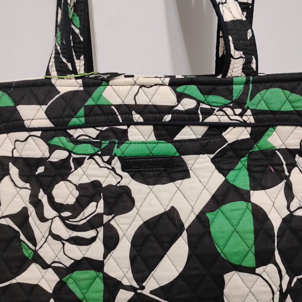 Vera Bradley Mandy            Imperial Rose            NWT